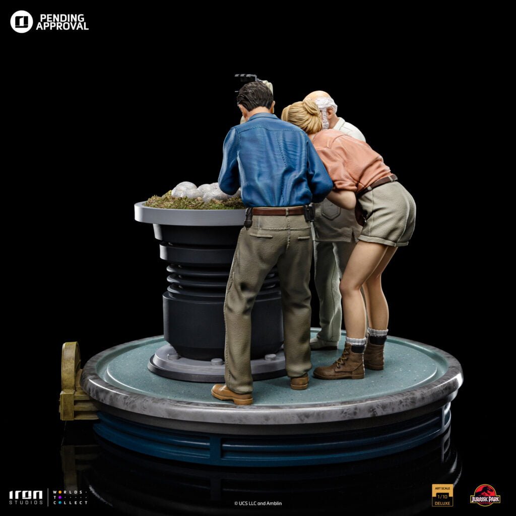 Jurassic Park Dino-Hatching 1/10 Art Scale Limited Edition Statue