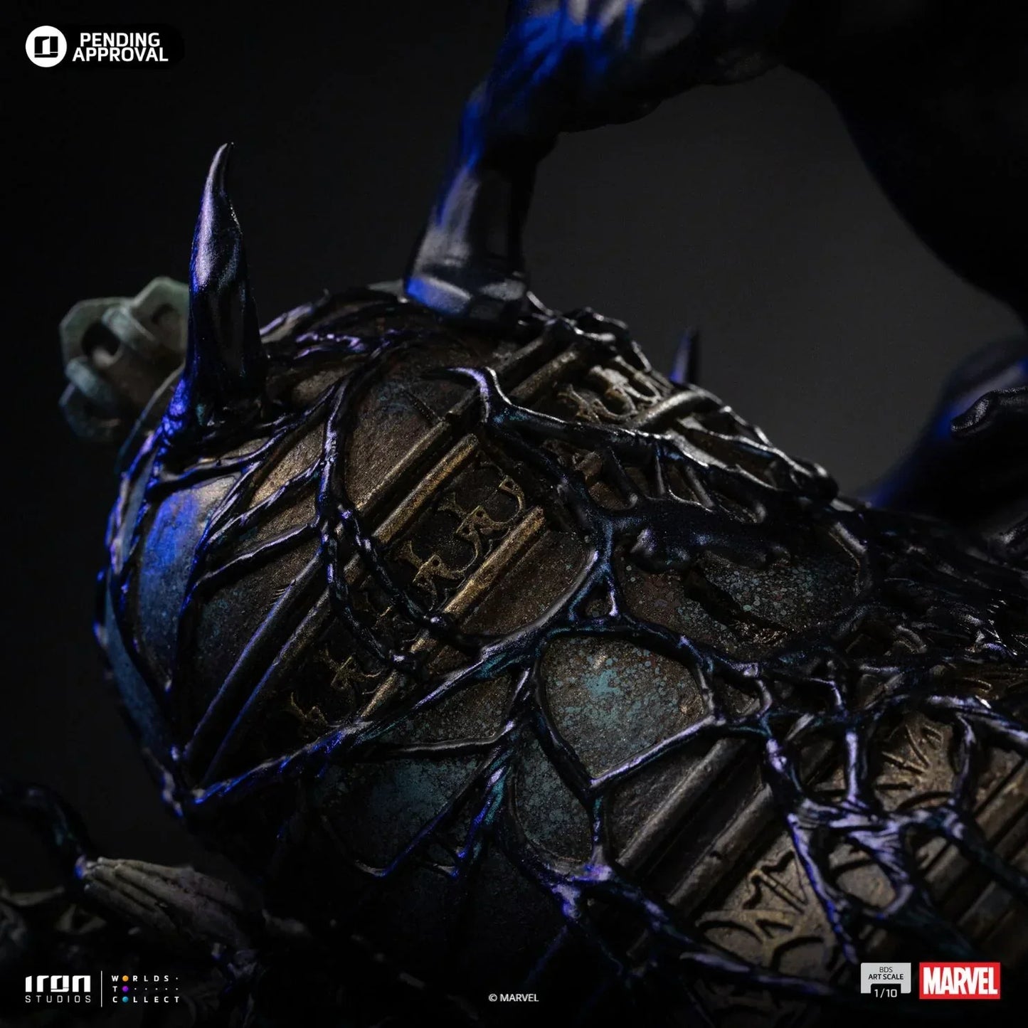 Spider-Man Black Bds Art Statue von Iron Studios