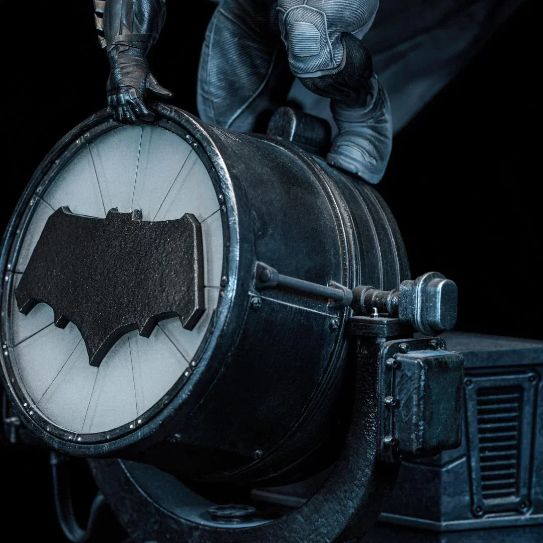 Batman auf Batsignal Deluxe Zack Snyders Justice League Deluxe Art Scale 1/10