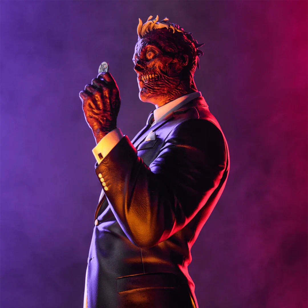 TWO-FACE Collector Sixth Scale Statue von Tweeterhead