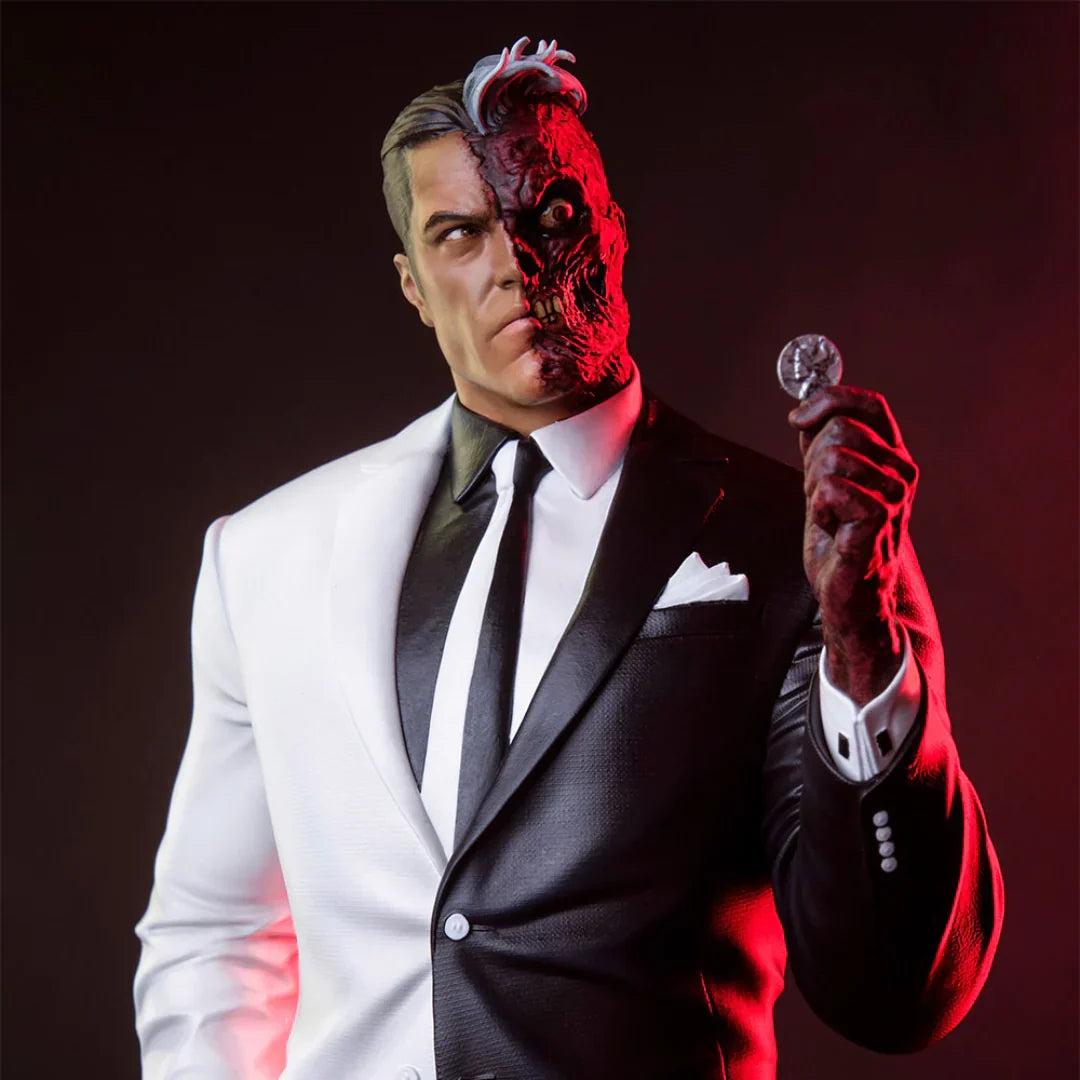 TWO-FACE Collector Sixth Scale Statue von Tweeterhead