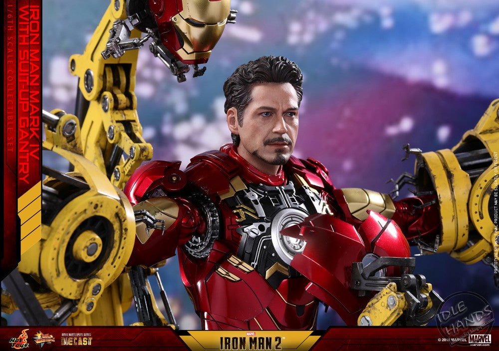Iron Man Mark IV Mit Suit-Up Gantry Viertel Maßstab Sammlerset