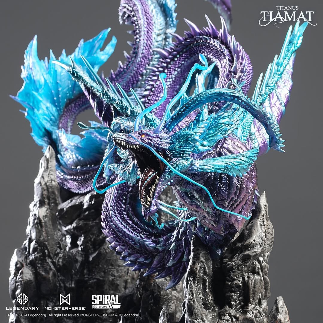 Titanus Tiamat Statue von Spiral Studio