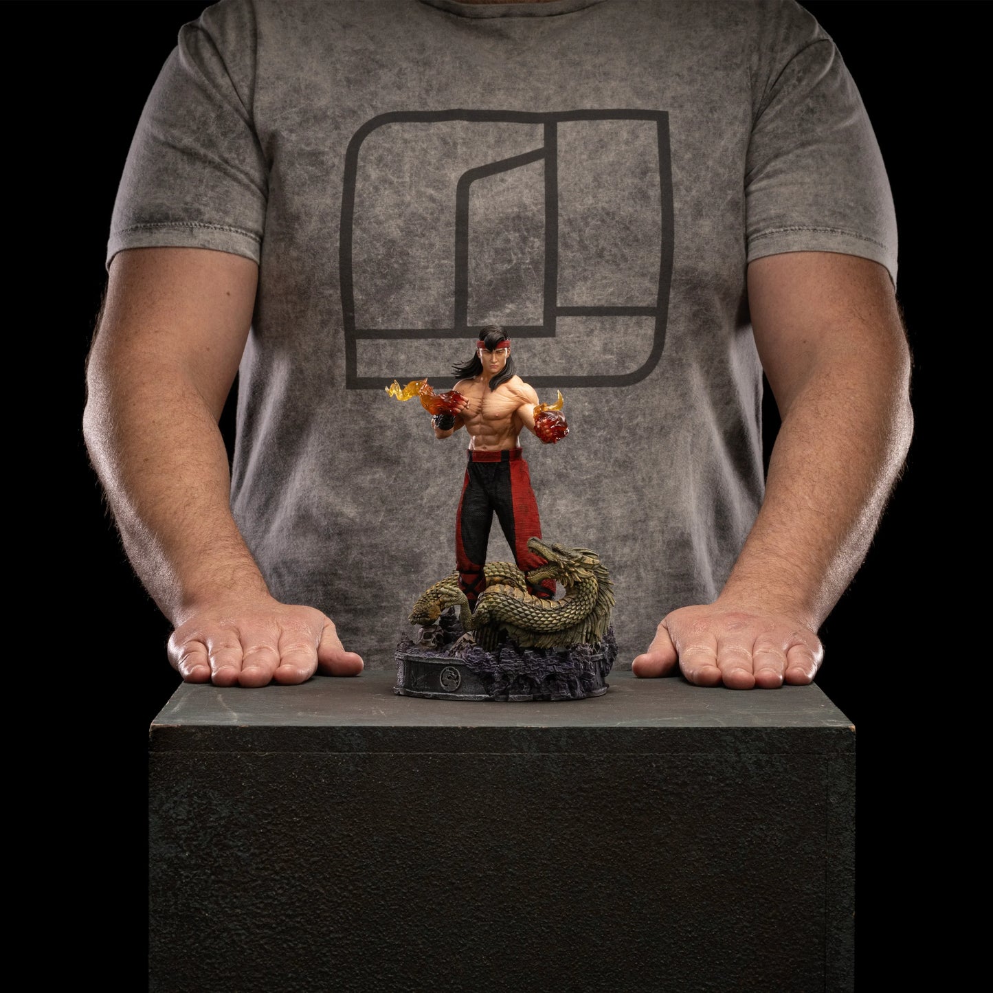 Mortal Kombat Liu Kang Statue von Iron Studios