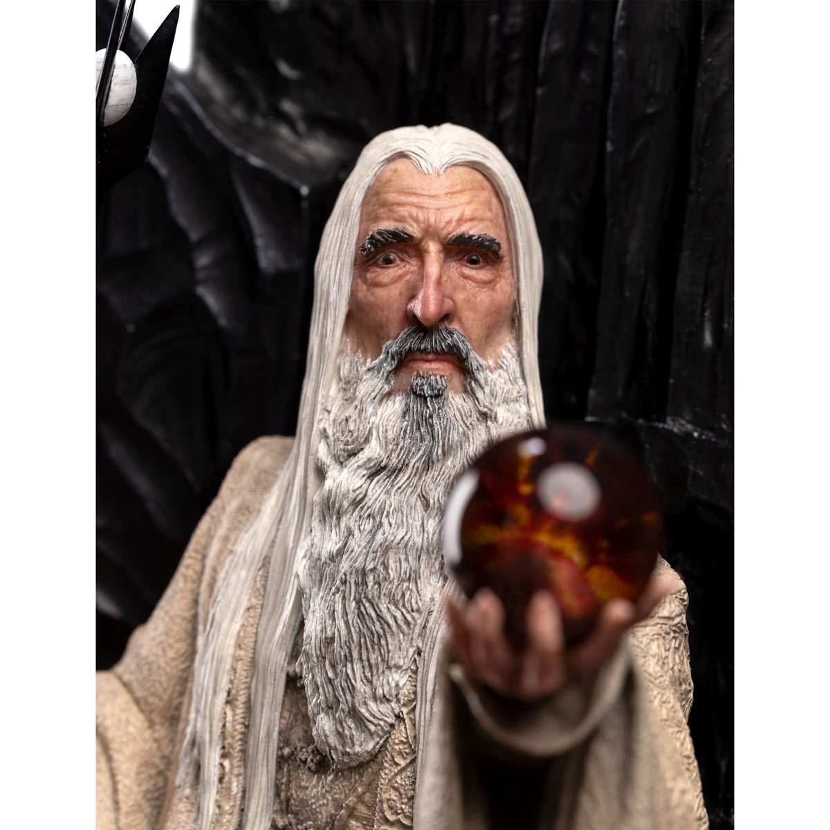 Der Herr der Ringe Saruman der Weiße auf Thron 1:6 Maßstab Statue