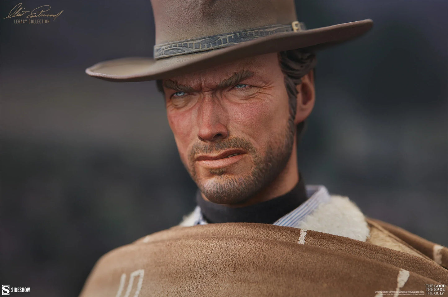 DER MANN OHNE NAMEN Premium Format Figur von Sideshow Collectibles