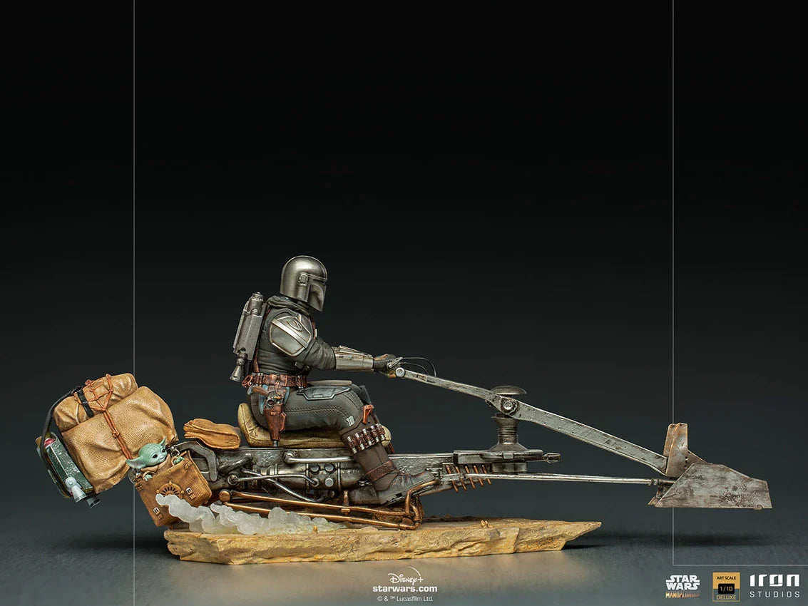 Die Mandalorianer auf Speederbike Deluxe Kunstskala 1/10 Statue von Iron Studios