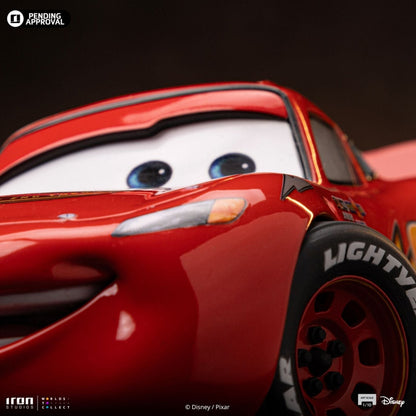 Disney Cars - Lightning McQueen 1/10 Statue von Iron Studios