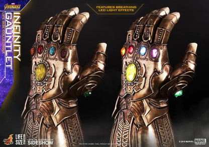 INFINITY GAUNTLET Replik-Prop von Hot Toys