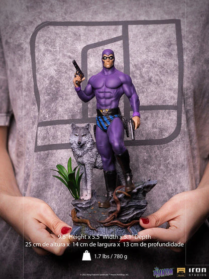 Phantom von Iron Studio